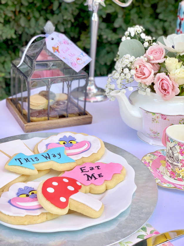 Alice in Wonderland Themed Party - Pretty My Party