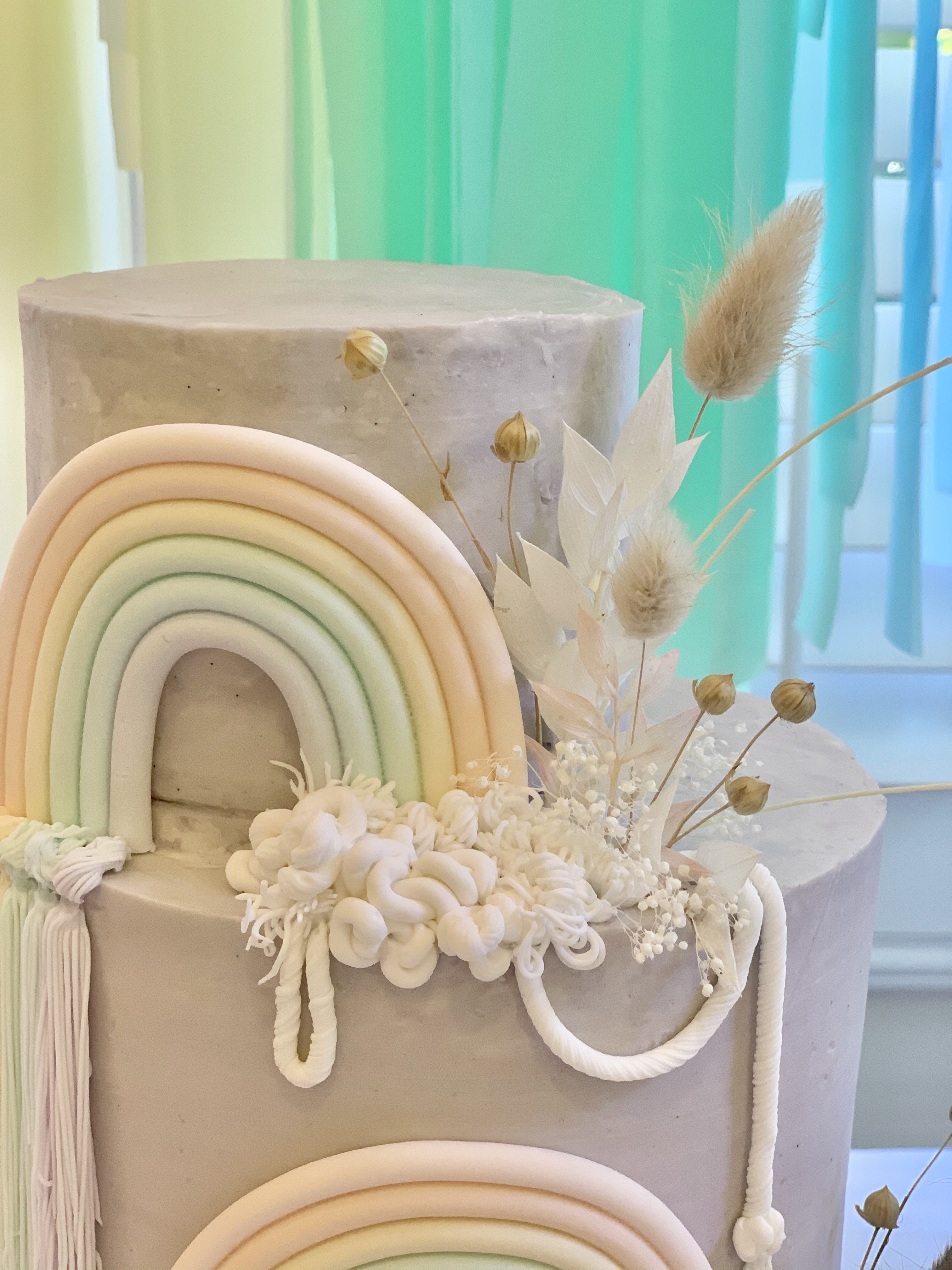 How to Style a Gorgeous Boho Rainbow Party